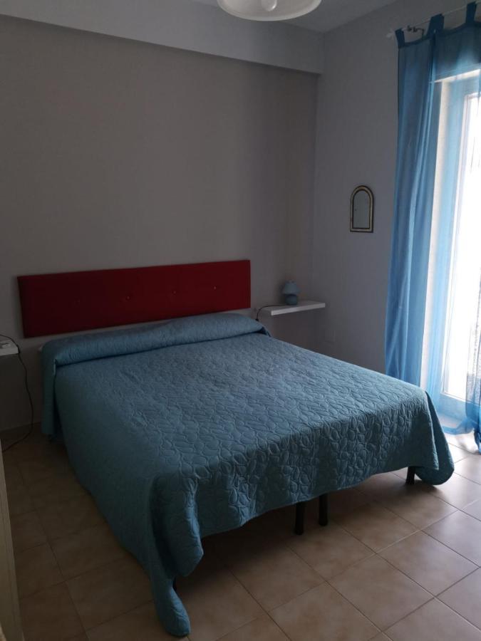 Antigone Holiday House Villa Mondello Exteriör bild
