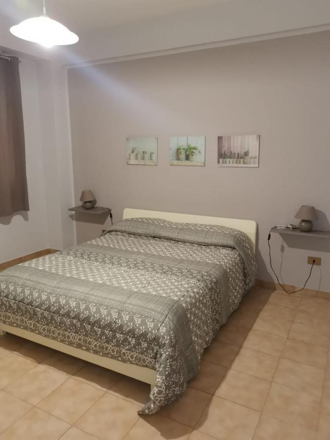 Antigone Holiday House Villa Mondello Exteriör bild